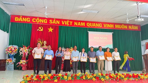 z7649873969874-c547a48b05e851c7562cb8f79e65f098