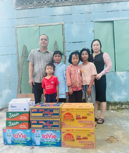 z7260208172065_75893712ece8e1132c6fa2746cb33785